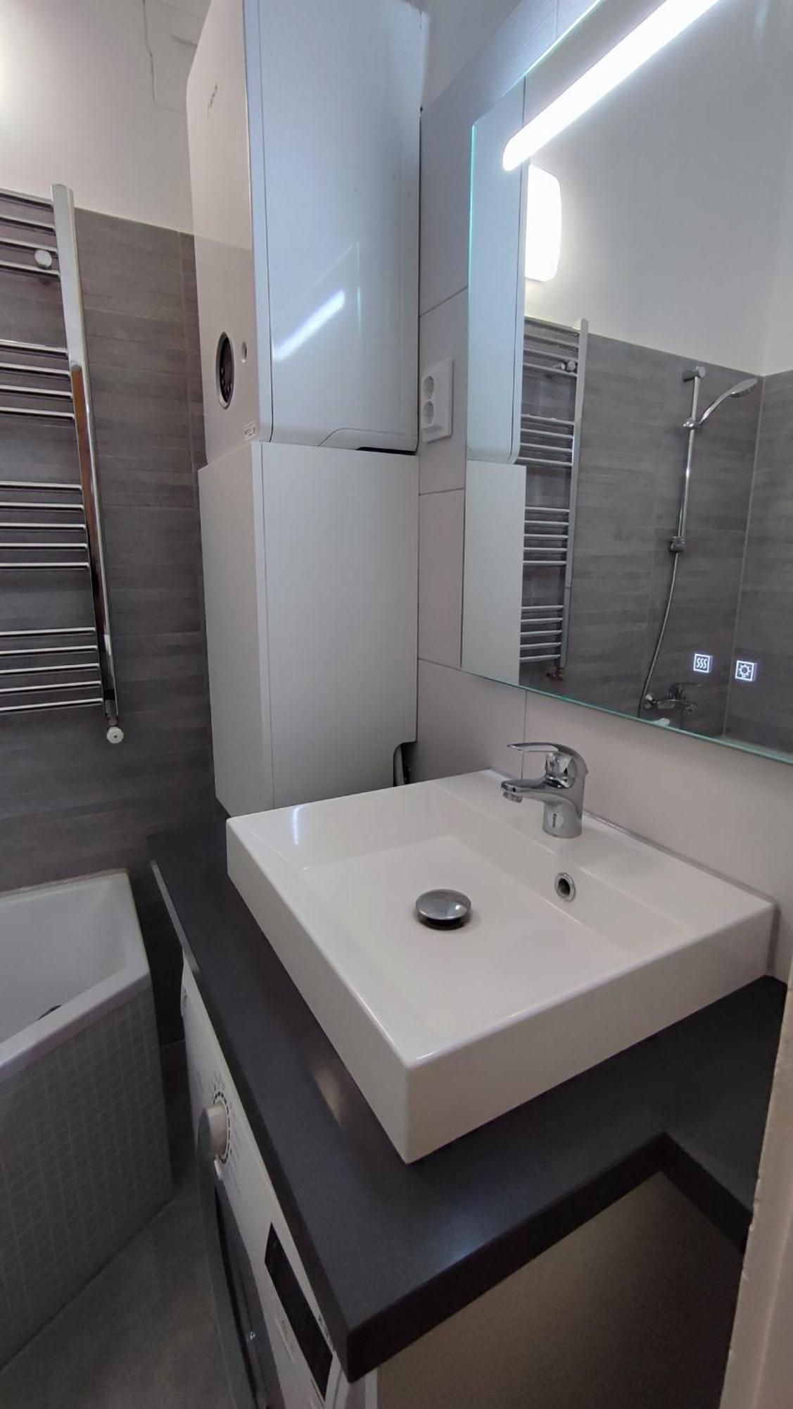 Bmg Apartment Basilica Budapest Bagian luar foto