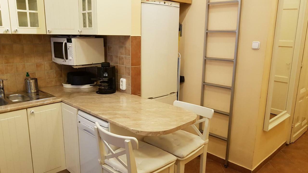 Bmg Apartment Basilica Budapest Bagian luar foto